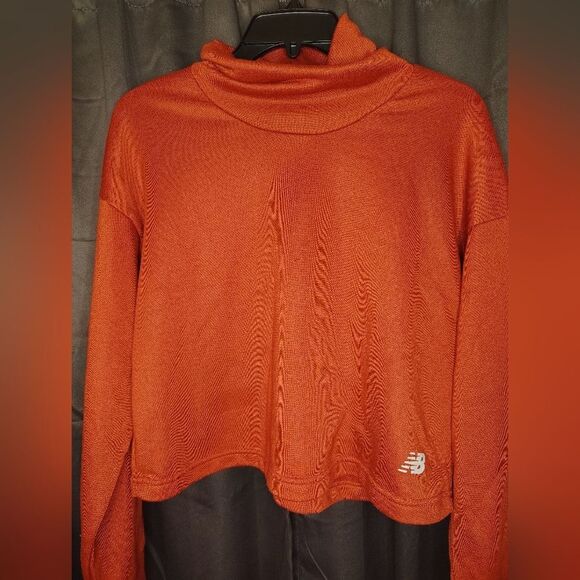 New Balance Burgundy Turtleneck Sweater - Picture 5 of 9